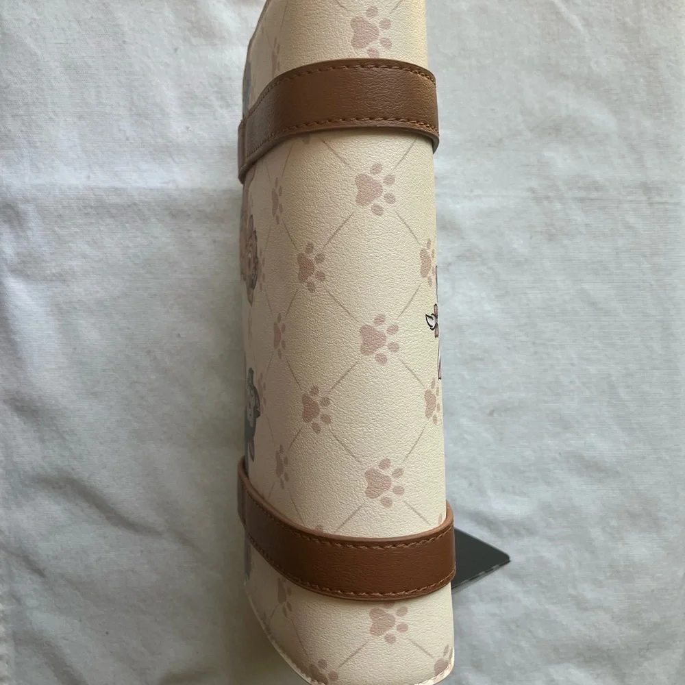 NWT Disney Loungefly Cream and Brown Paw Print Bag - Picture 2 of 7